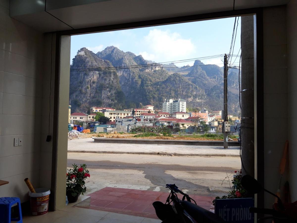 Nha Nghi T&T Hotel Dồng Van Bagian luar foto