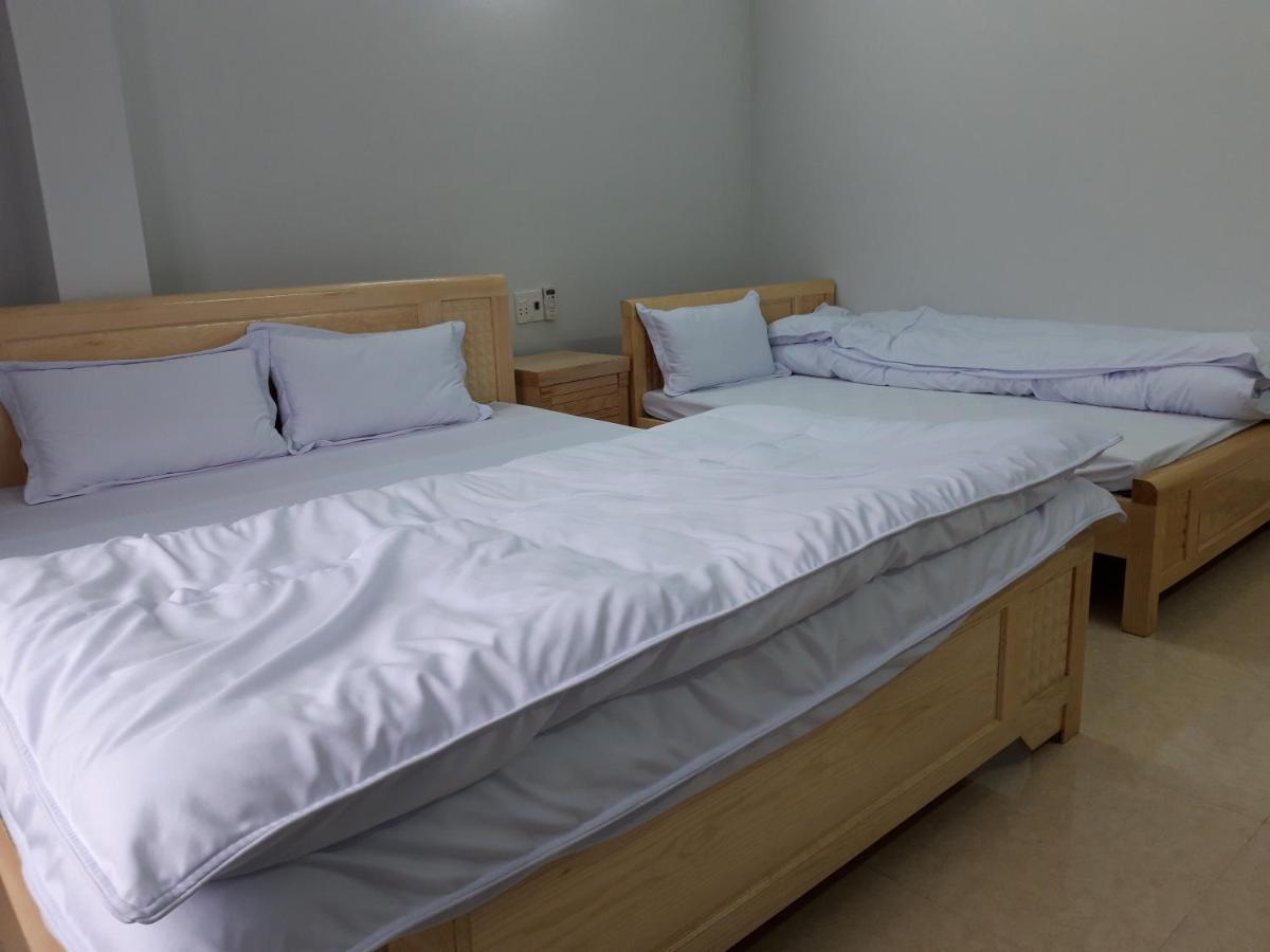 Nha Nghi T&T Hotel Dồng Van Bagian luar foto