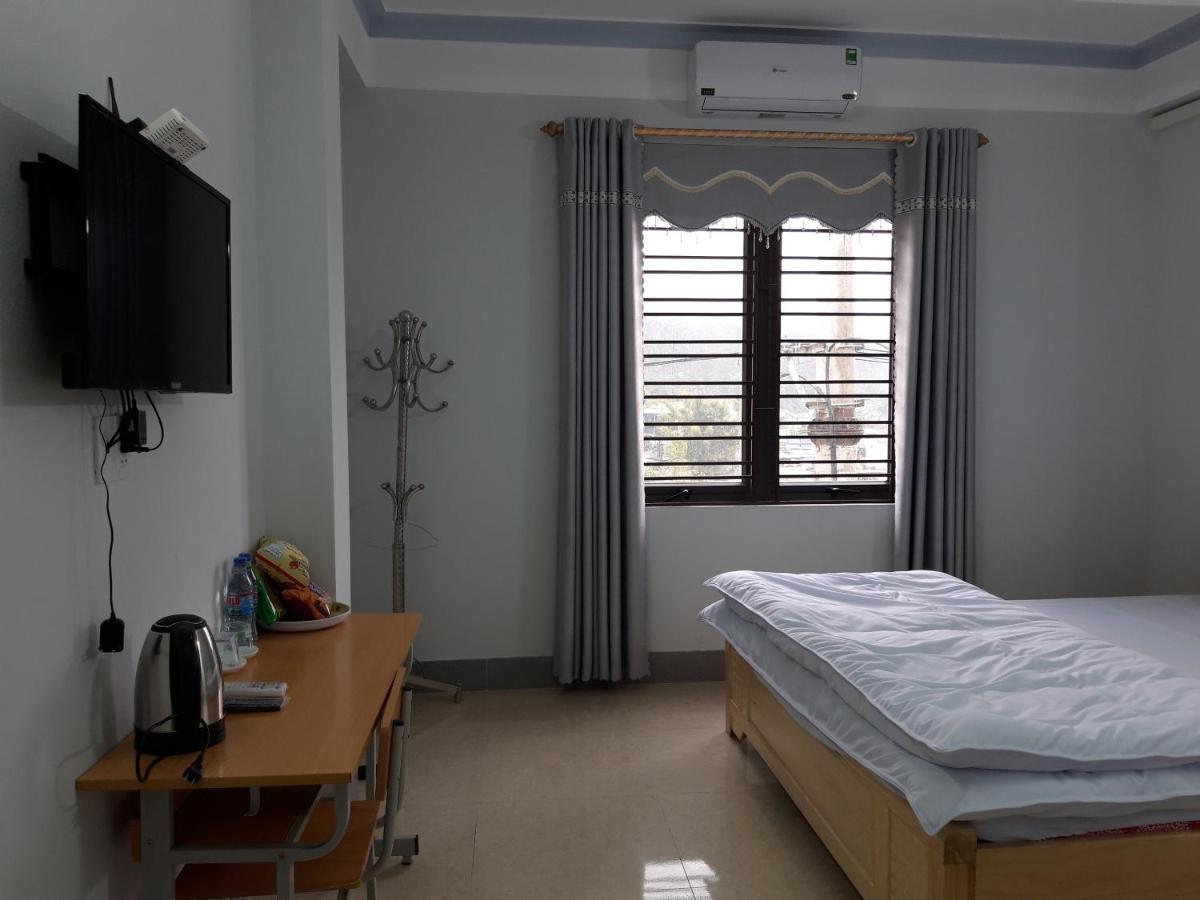 Nha Nghi T&T Hotel Dồng Van Bagian luar foto