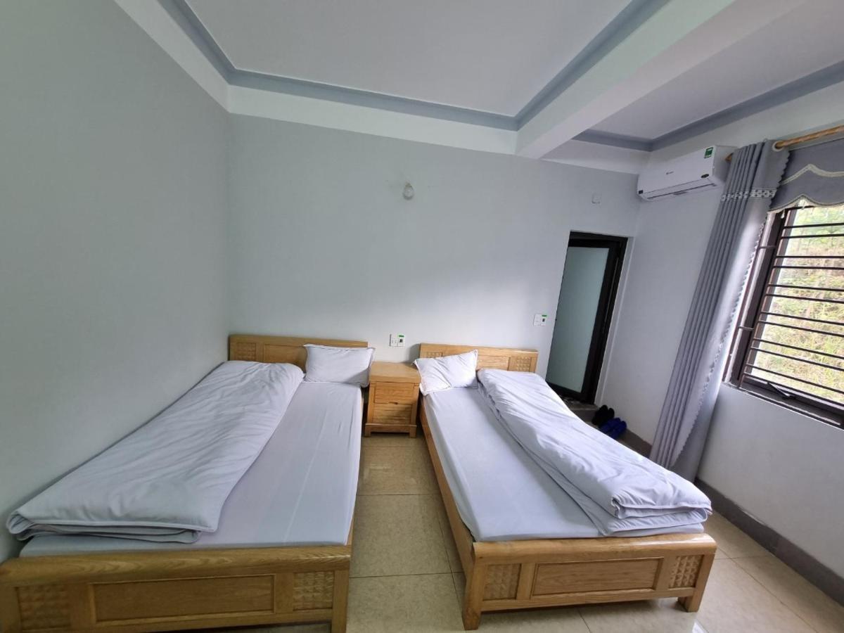 Nha Nghi T&T Hotel Dồng Van Bagian luar foto