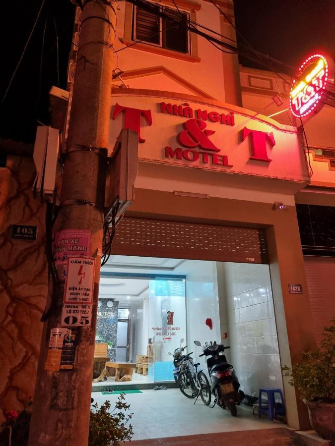 Nha Nghi T&T Hotel Dồng Van Bagian luar foto