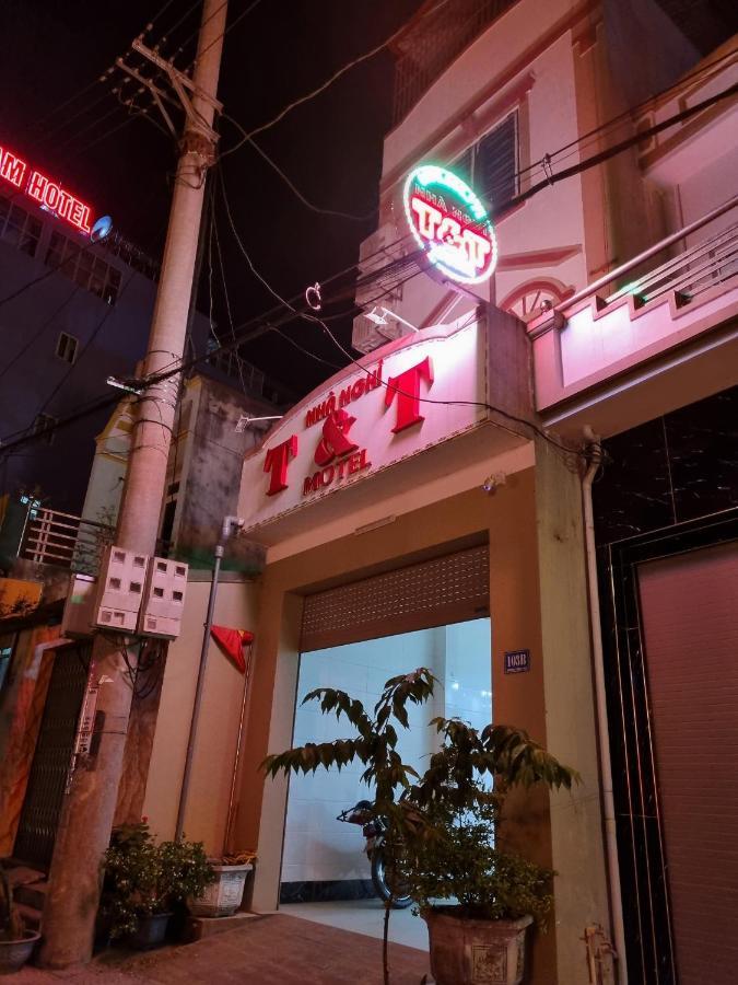 Nha Nghi T&T Hotel Dồng Van Bagian luar foto