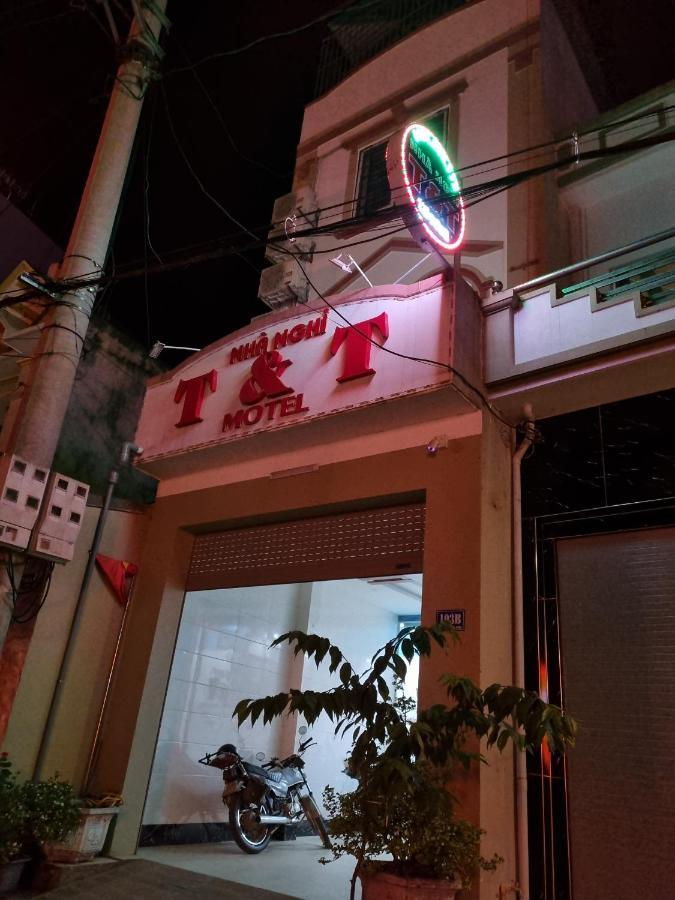 Nha Nghi T&T Hotel Dồng Van Bagian luar foto